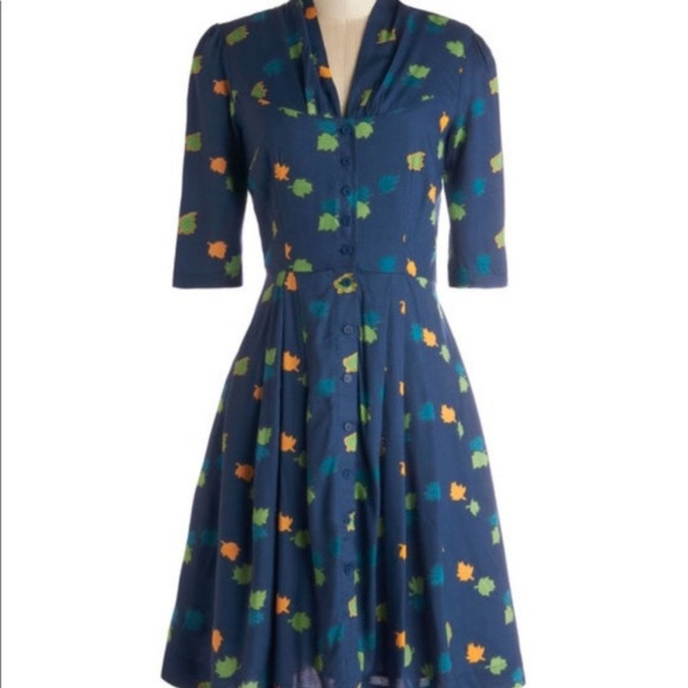 Emily and Fin Shirt Dress— navy blue w/ gold, green, blue leaves— Size Large